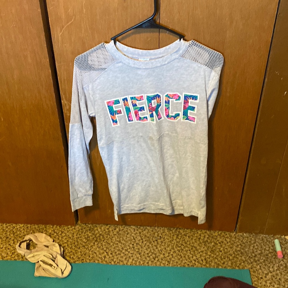 A long sleeve fierce shirt women’s extra small by the brand no boundaries